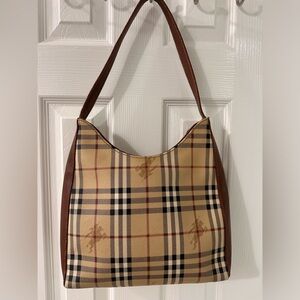 Burberrys shoulder bag brown leather